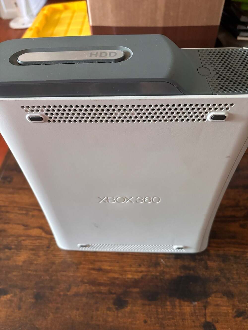 Microsoft Xbox 360 Original Fat Console with Hard Drive - For Parts/Repair